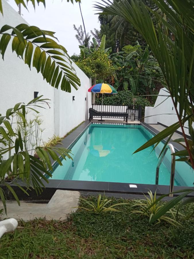 Hidden Villa Hikkaduwa Buitenkant foto