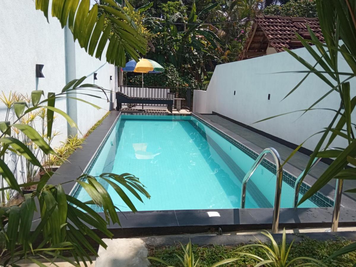 Hidden Villa Hikkaduwa Buitenkant foto