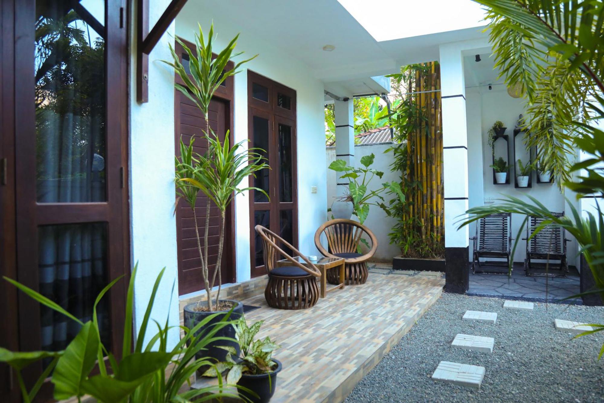 Hidden Villa Hikkaduwa Buitenkant foto